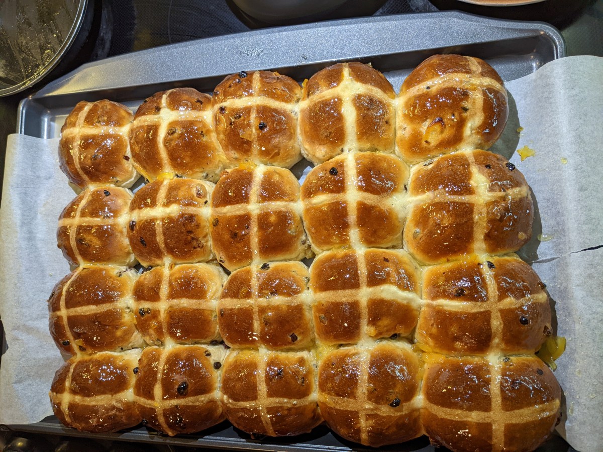 Technical Bake #32: Hot Cross Buns